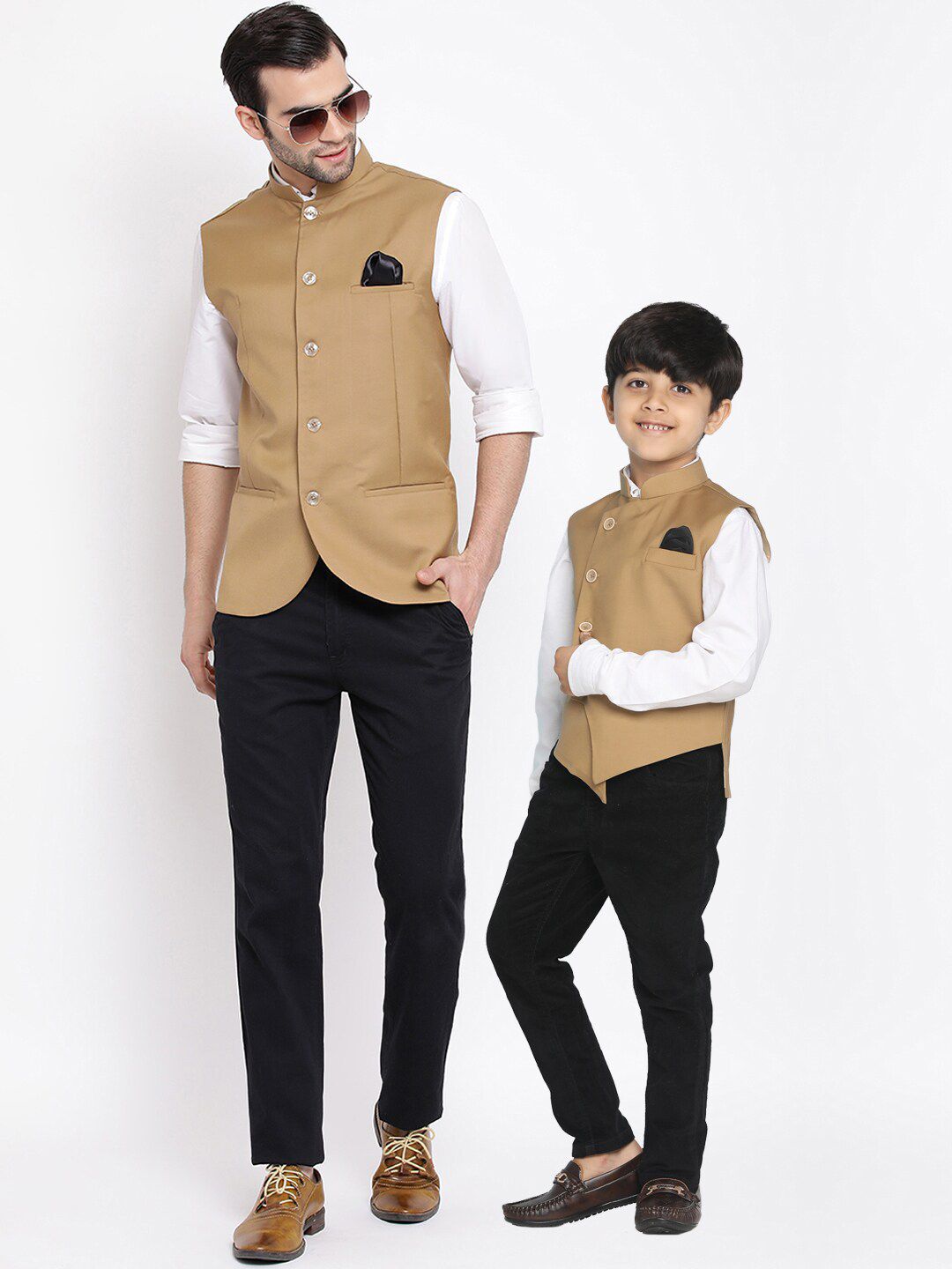 VASTRAMAY Boys Beige Solid Slim-Fit Woven Nehru Jacket-image-46