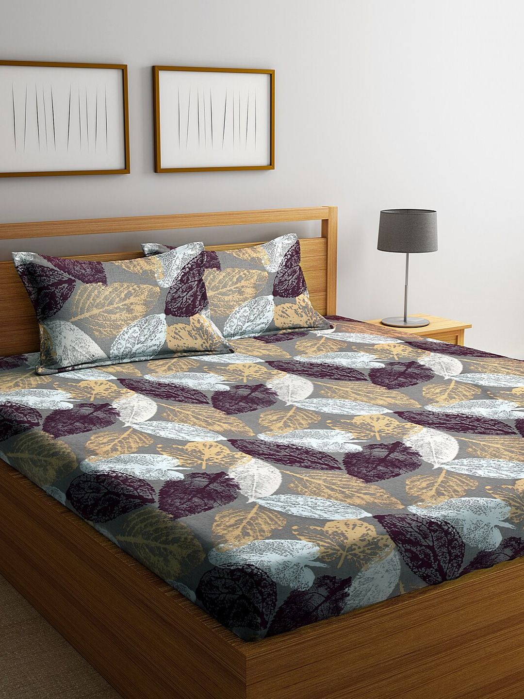 Arrabi Multicoloured Floral Printed 300 TC King Bedsheet with 2 Pillow Covers