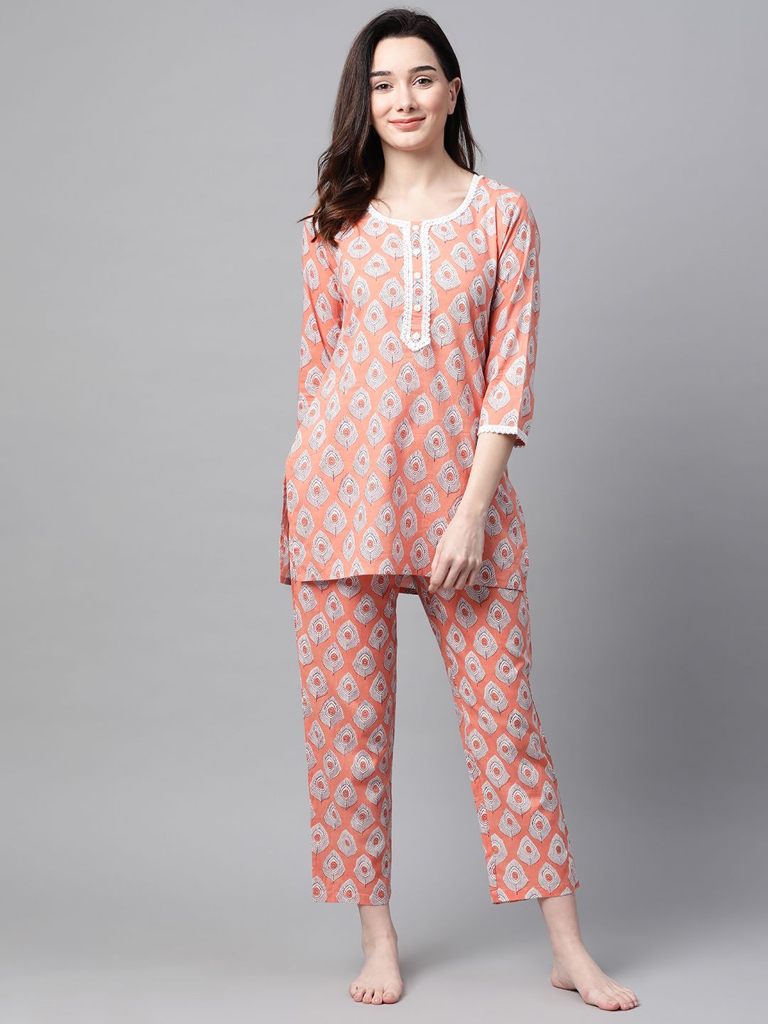 Meeranshi Women Peach-Coloured & Off White Pure Cotton Printed Nightsuit-image-2