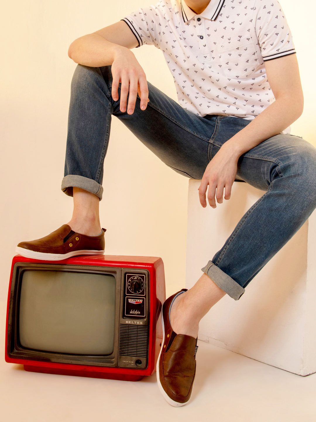 FAUSTO Men Brown Textured PU Slip-On Sneakers-picture-34