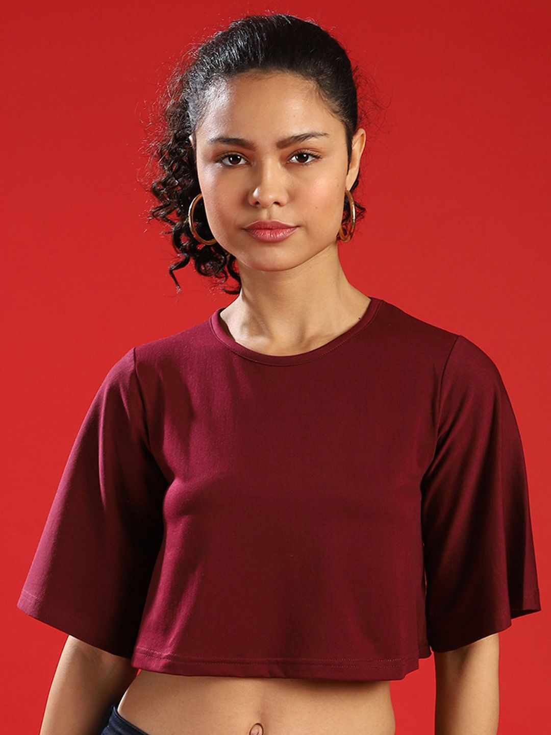 Campus Sutra Burgundy Regular Crop Top