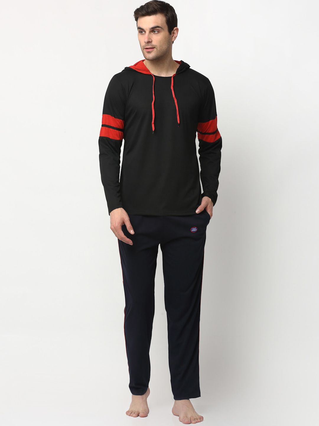 mack jonney Vimal Jonney Men Black & Red Solid Cotton Blend Tracksuit-picture-28