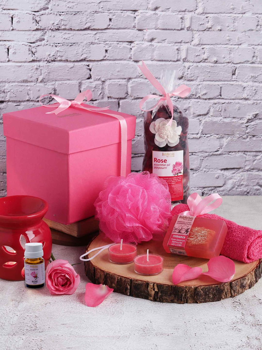 BodyHerbals 7 Pcs Pink Rose Soap Spa Bath & Body Gift Set-image-37