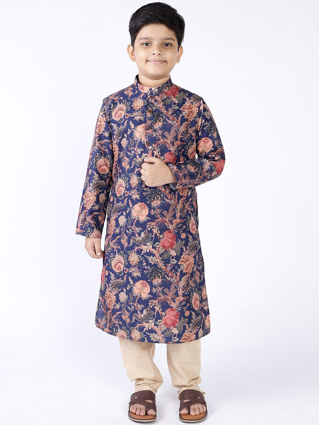 TABARD Boys Blue Floral Printed Flared Sleeves Kurta-picture-35