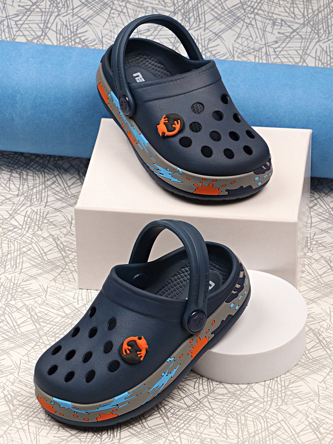 NEOZ Boys Navy Blue & Orange Self Design Clogs-picture-42