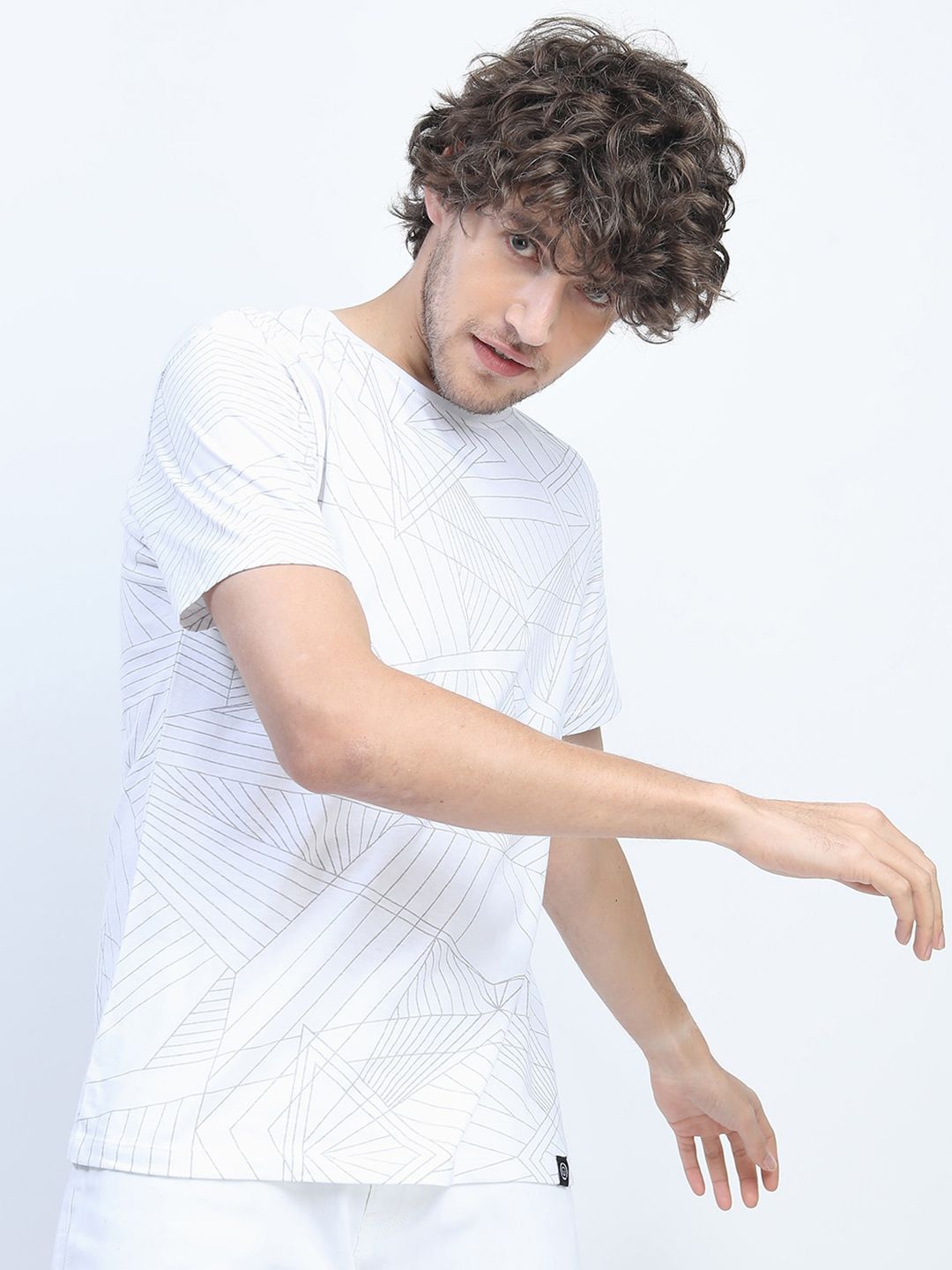 LOCOMOTIVE Men White & Grey Printed Slim Fit Cotton T-shirt-image-4