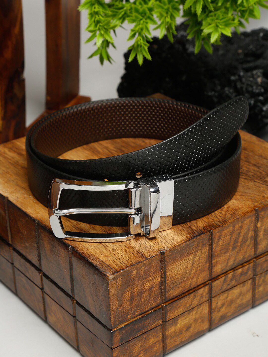 LOUIS STITCH Men Black Textured Reversible Leather Belt-picture-36