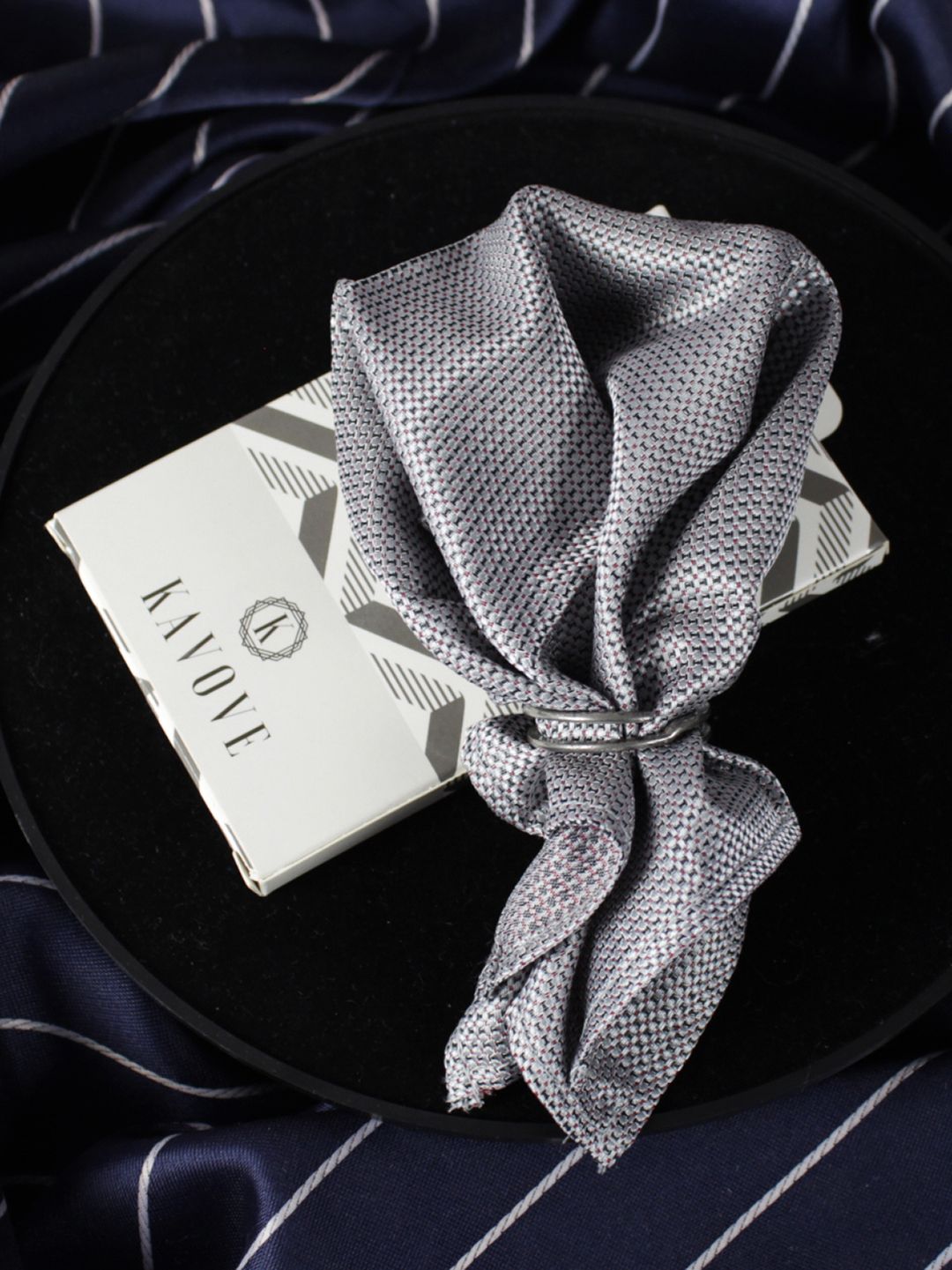 KOVOVE Men Grey Self-Design Pocket Square-image-48