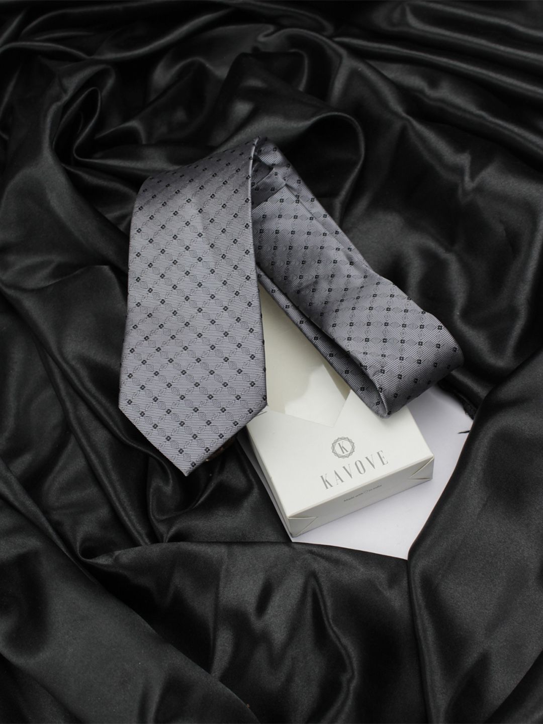 kavove KOVOVE Men Silver-Toned & Black Checked Broad Tie-picture-12