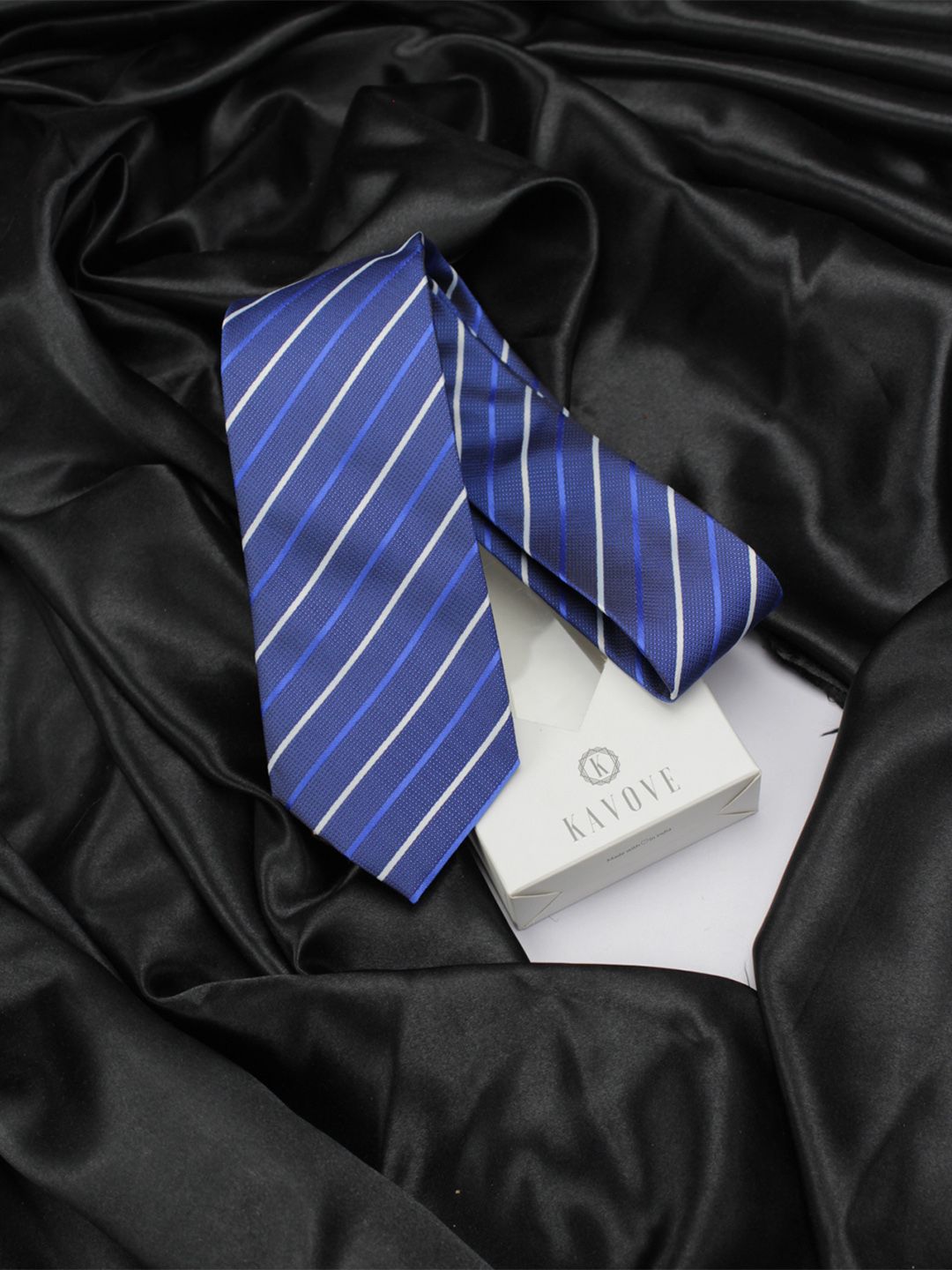 kavove KOVOVE Men Blue & White Striped Broad Tie-picture-51