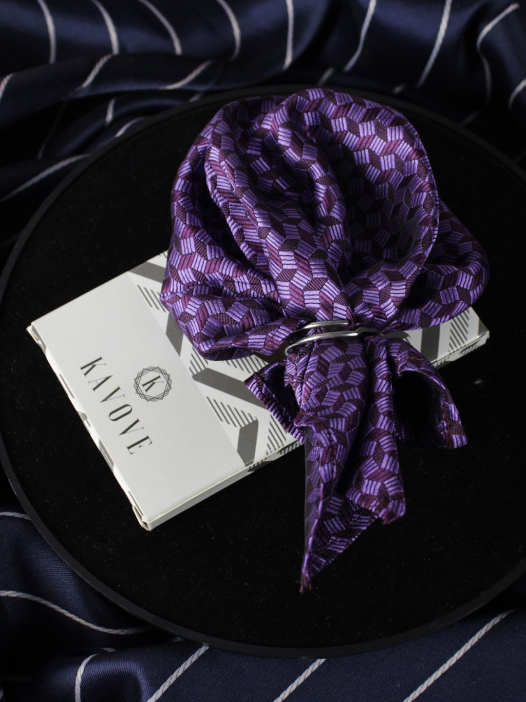 kavove KOVOVE Men Purple The Abstractzoid Printed Pocket Square-picture-31