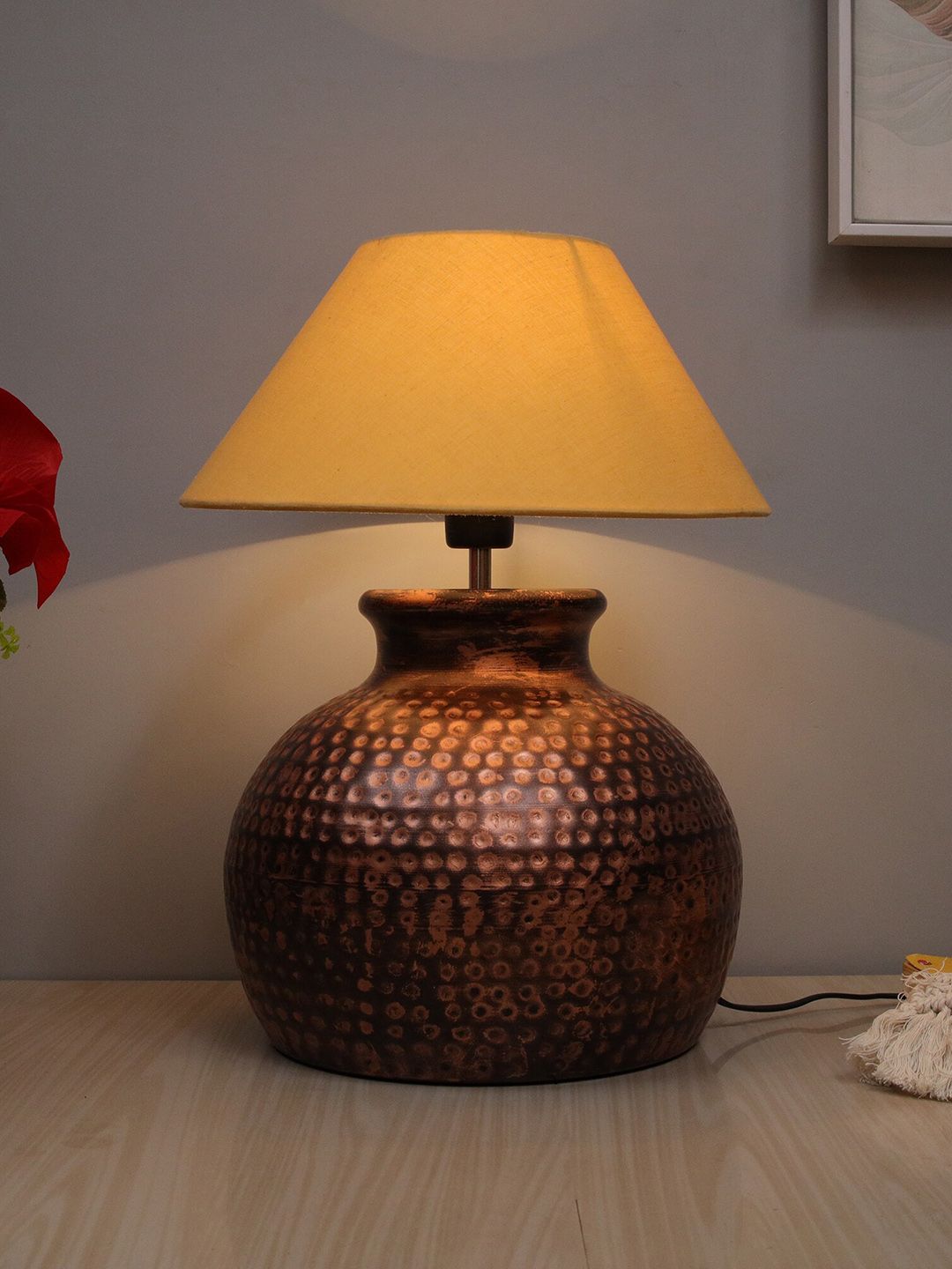 Homesake Gold-Toned & Yellow Antique Hammered Table Lamp With Shade-image-33