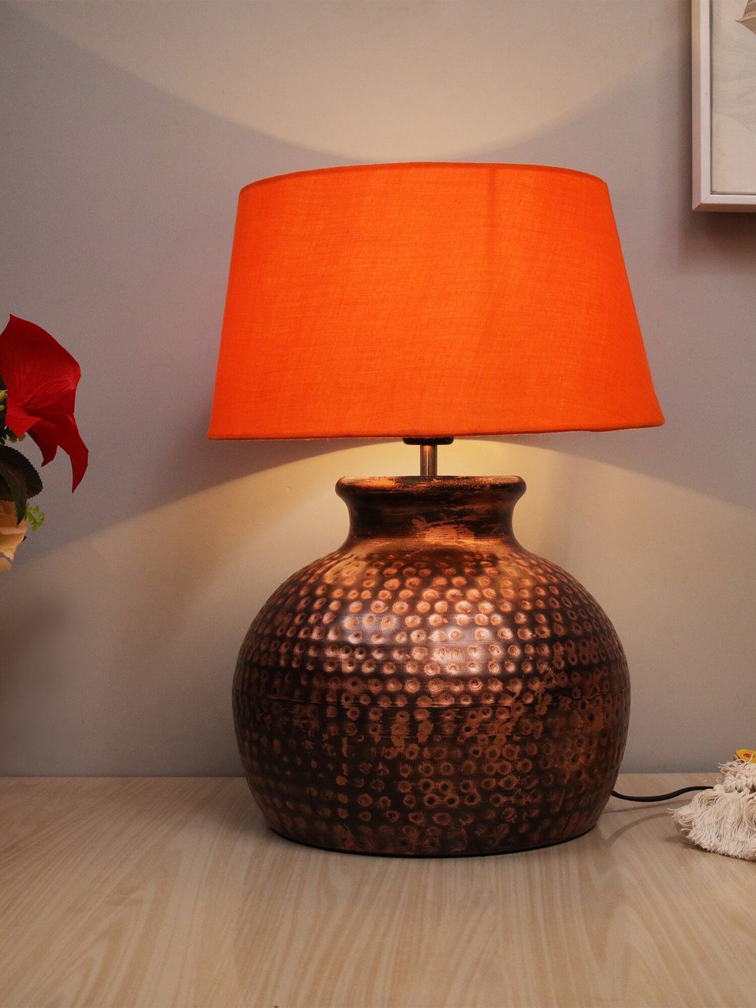 Homesake Orange & Brown Oil-Rubbed Pot Antique Hammered Table Lamp With Shade-image-14