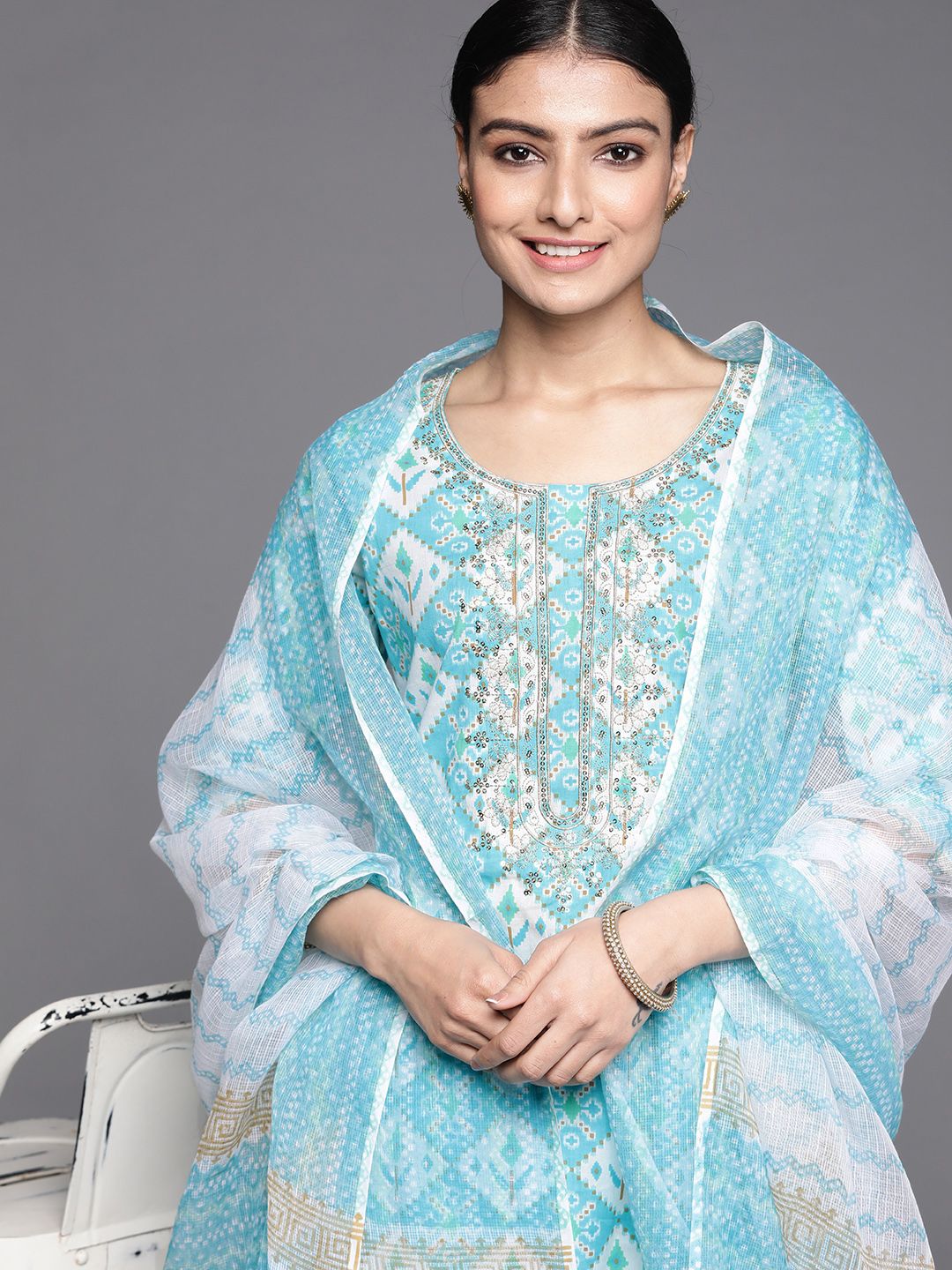 Buy Libas Green Floral Regular Kurta with Trousers & With Dupatta Online at  Best Price | Distacart
