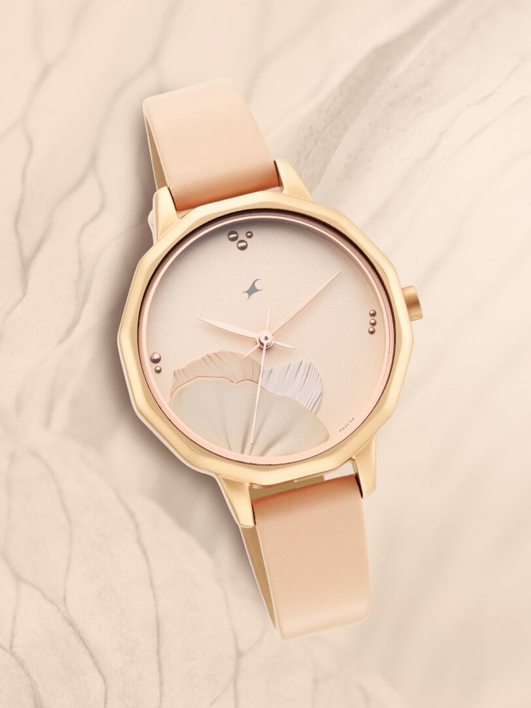 Fastrack Women Beige Brass Printed Dial & Beige Leather Straps Analogue Watch 6259WL01-picture-34