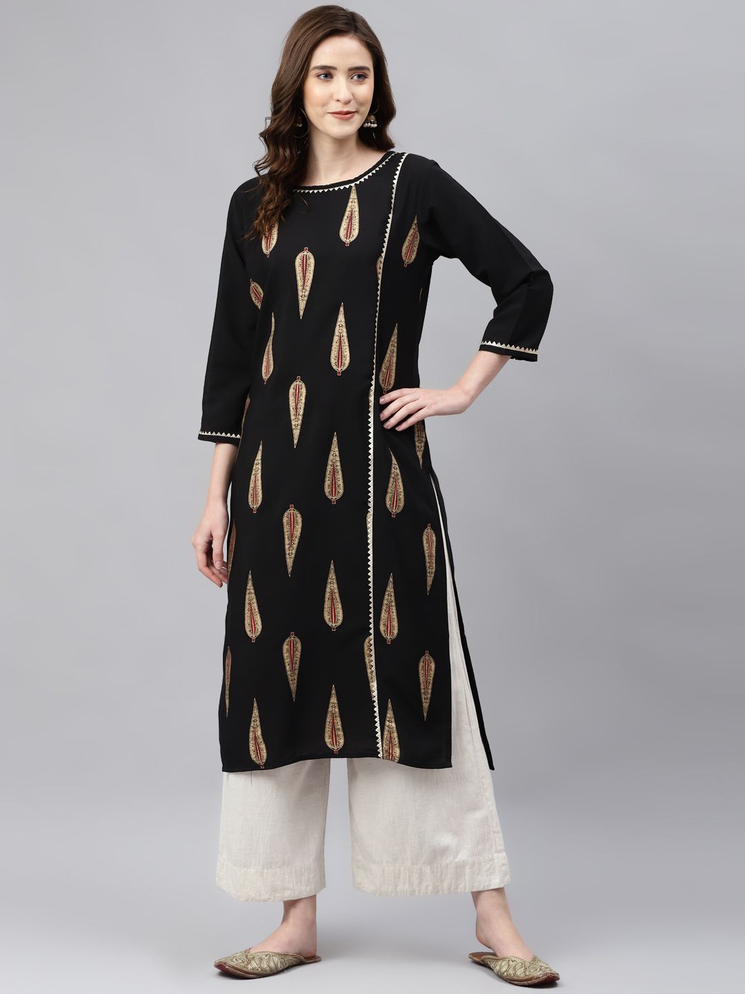 Sasimo Women Black & Golden Floral Printed Kurta-picture-41