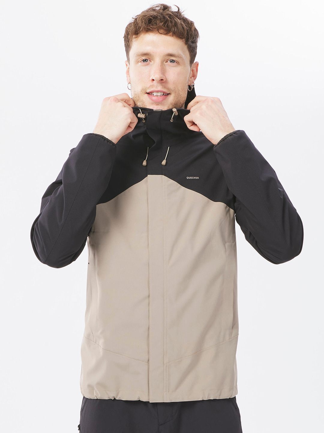 Quechua By Decathlon Men Blue & Beige Colourblocked Water Resistant Hiking and Trekking Jacket MH150