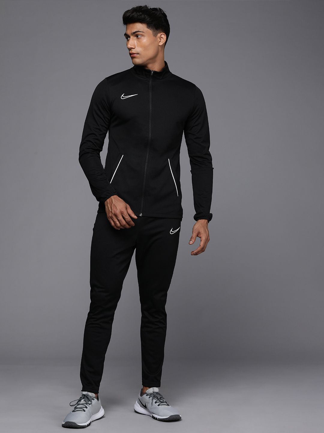 Nike shop soccer tracksuit