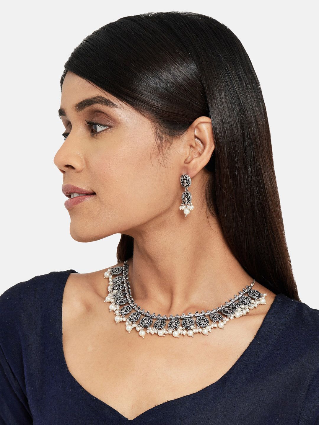 ATIBELLE Silver-Toned & White Pearl Beaded Jewellery Set