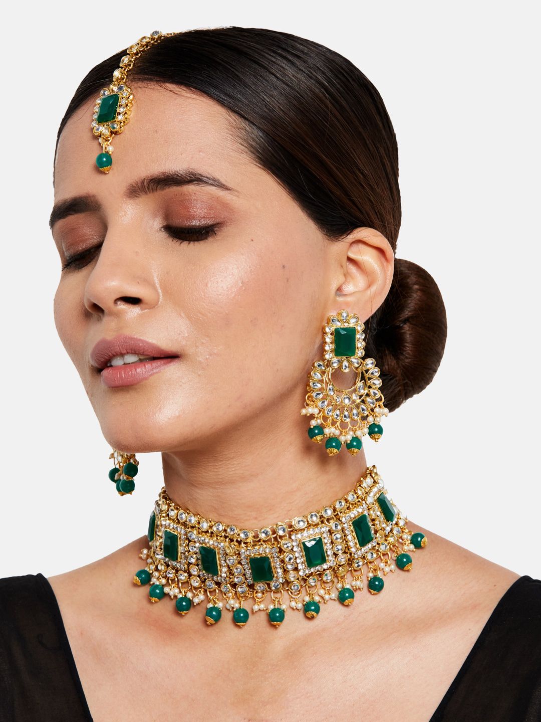 ATIBELLE Gold-Plated Green Kundan-Studded Jewellery Set