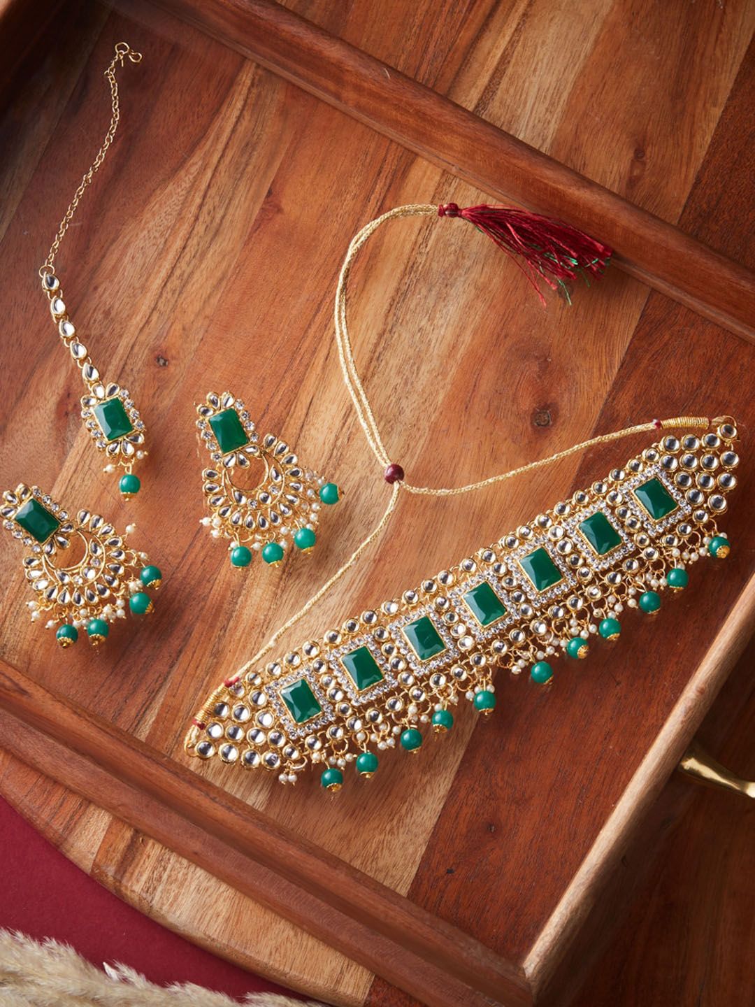 ATIBELLE Gold-Plated Green Kundan-Studded Jewellery Set