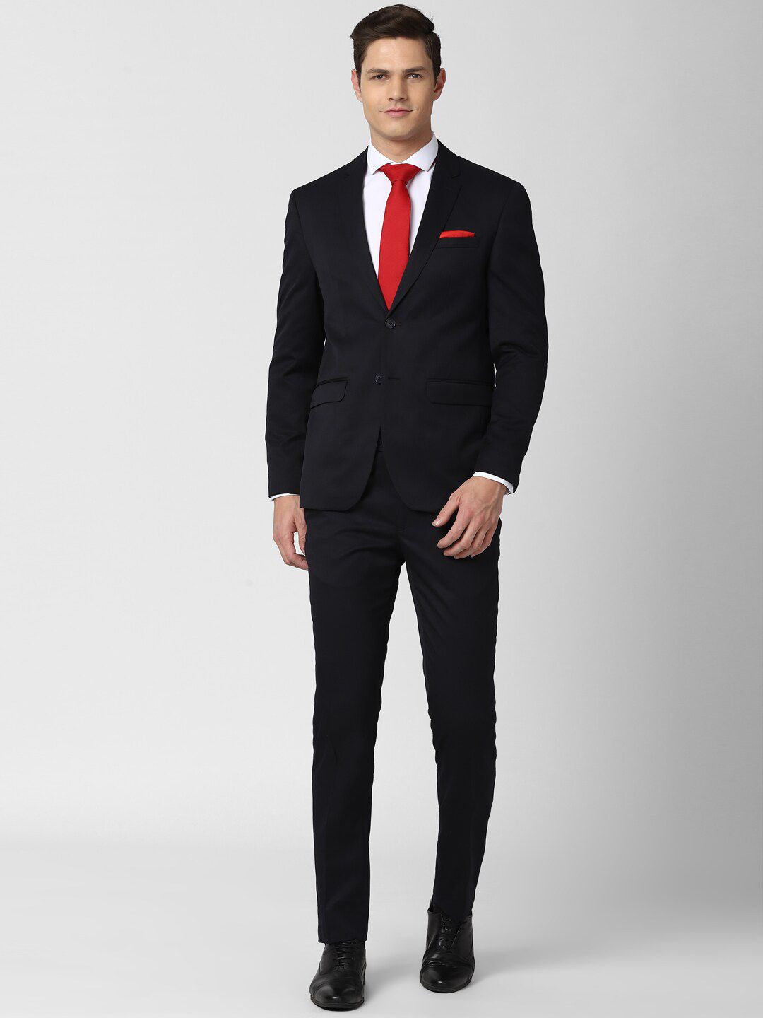 Peter England Men Black Solid Two Piece Suit-picture-40