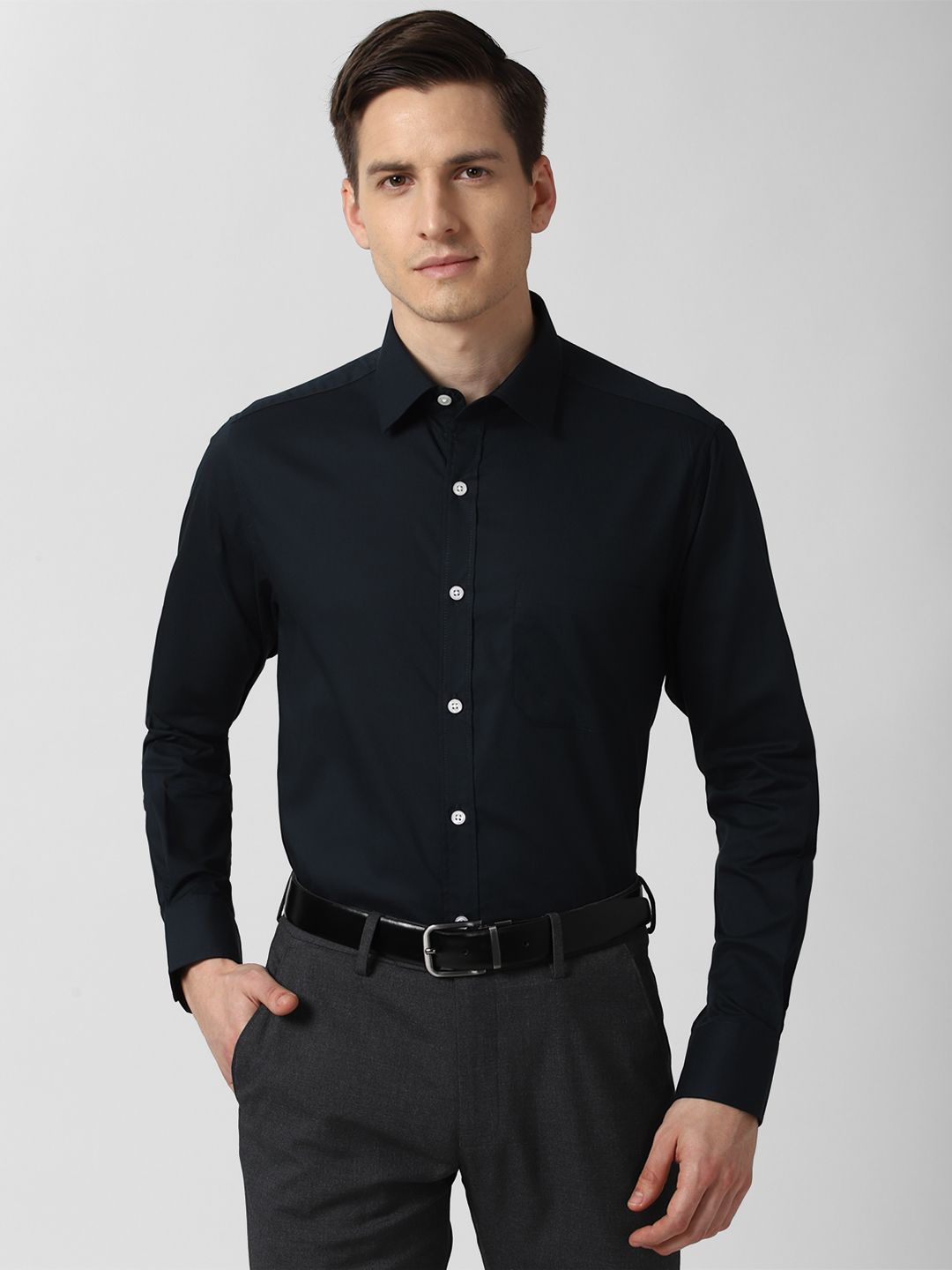 Peter England Men Black Solid Formal Shirt