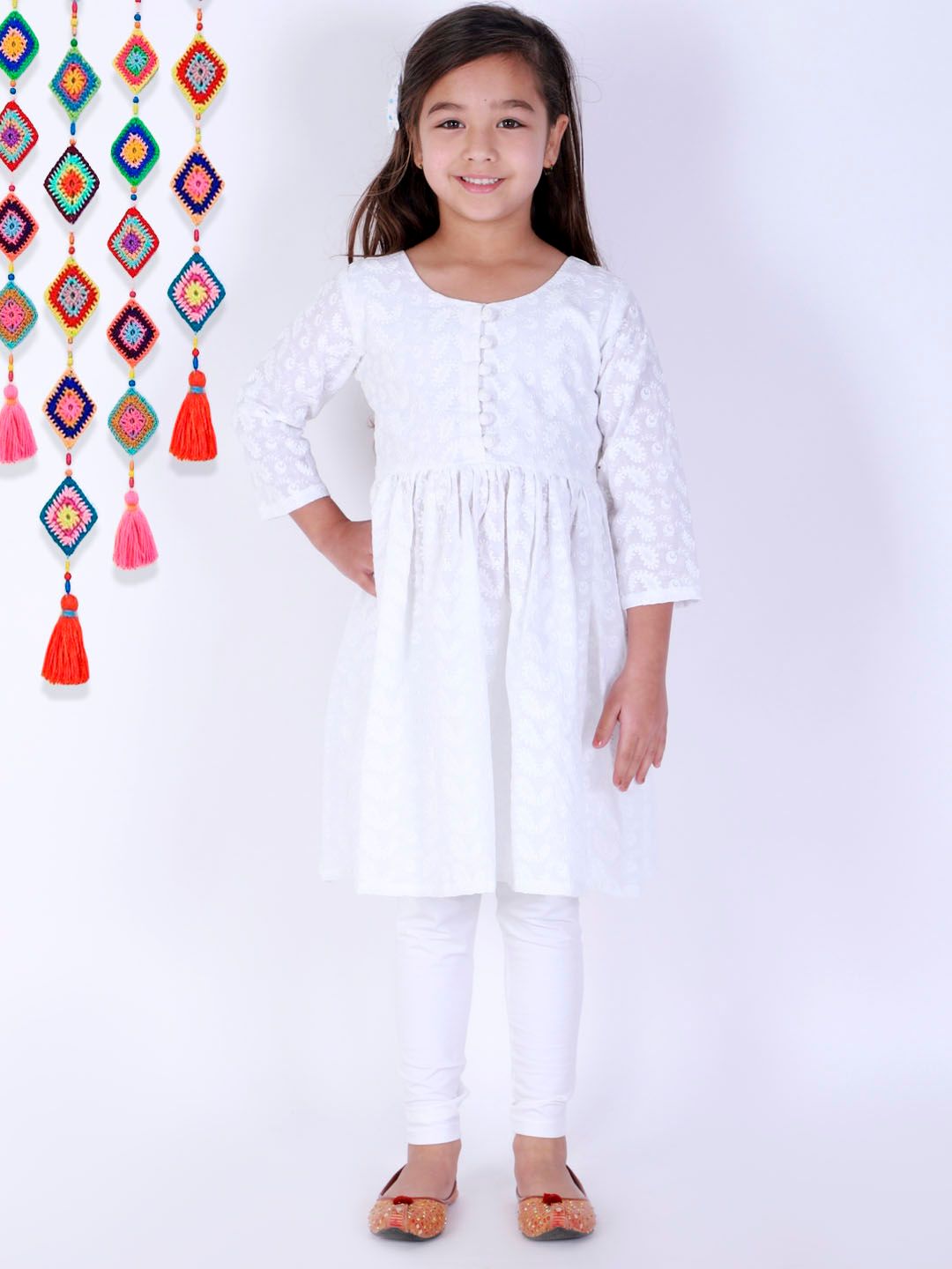 VASTRAMAY Girls White Chikankari Pure Cotton Kurta with Leggings-picture-14