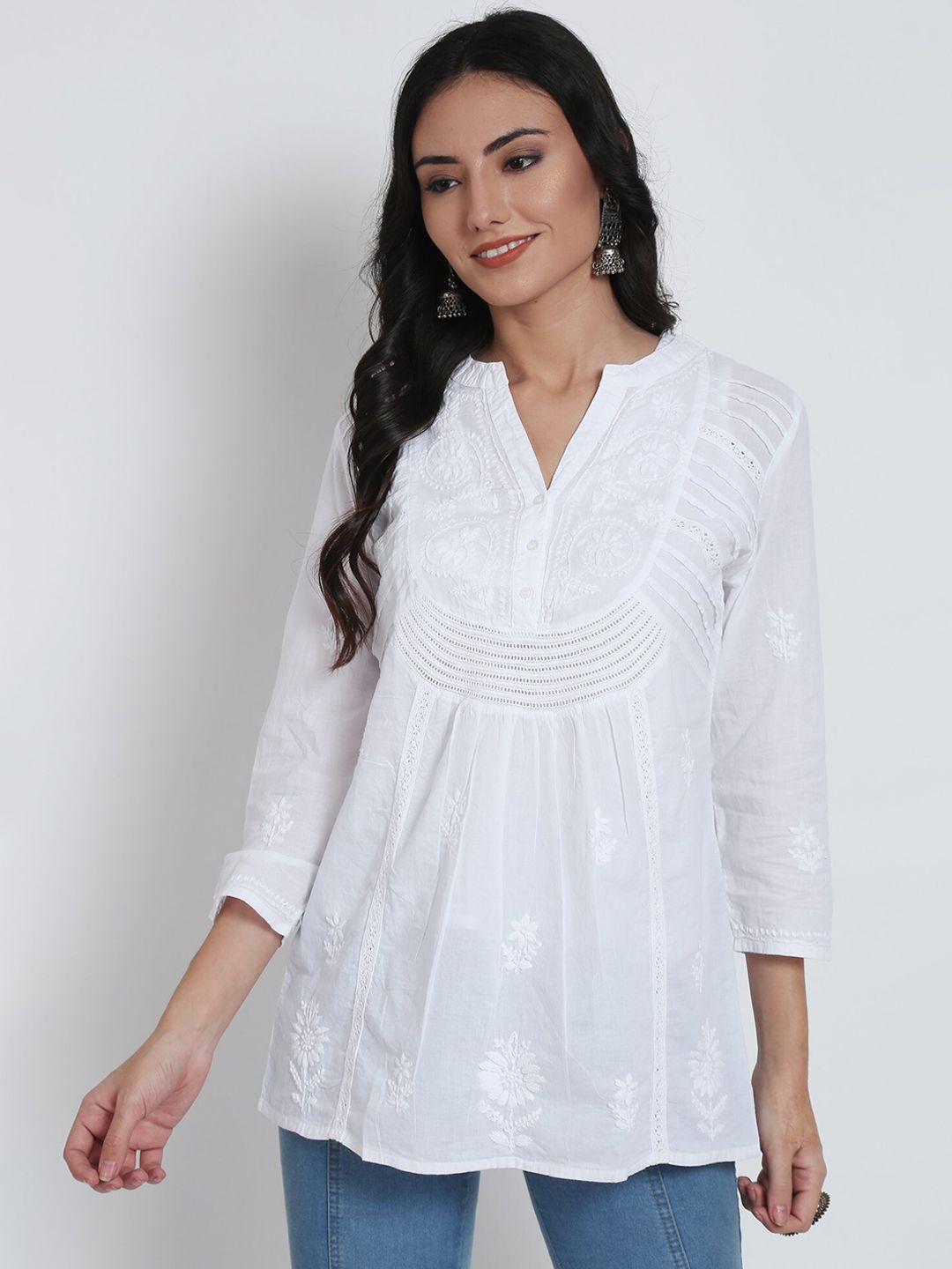 PARAMOUNT CHIKAN White Ethnic Motifs Embroidered Chikankari Pure Cotton Kurti-picture-16
