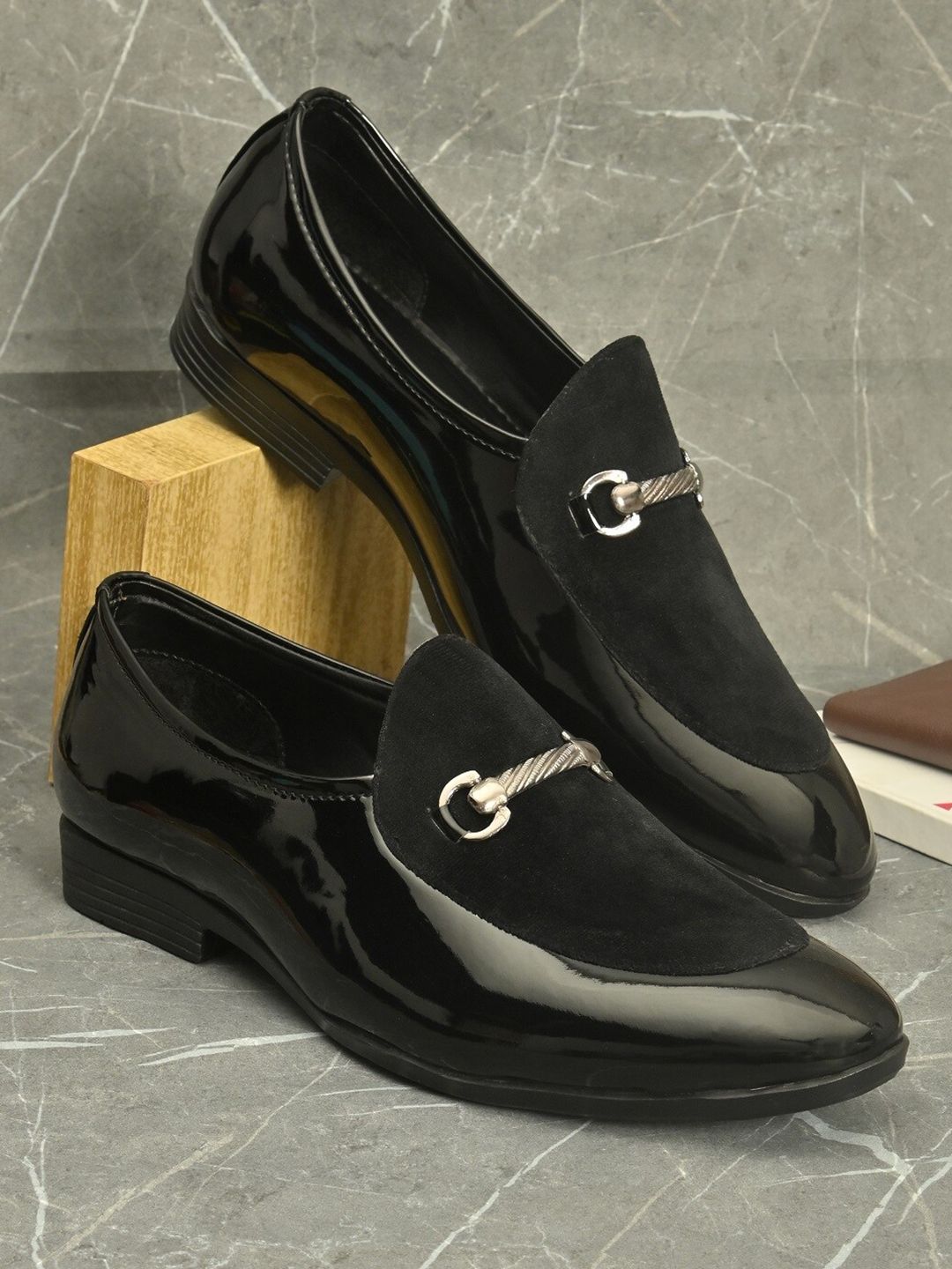INVICTUS Men Black Solid Formal Slip-On Shoes-image-24