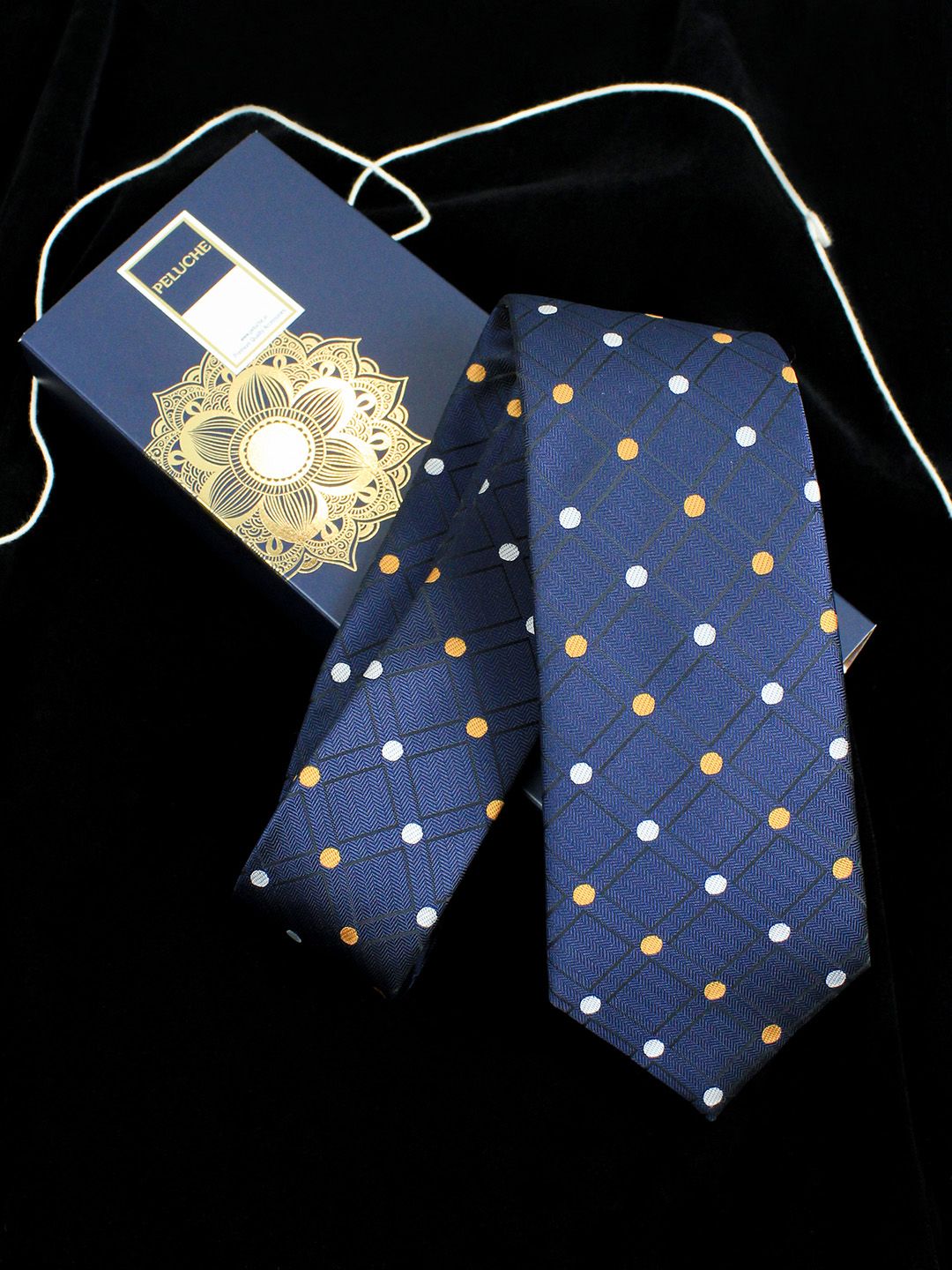 PELUCHE Men Blue Woven Design Broad Tie-picture-55