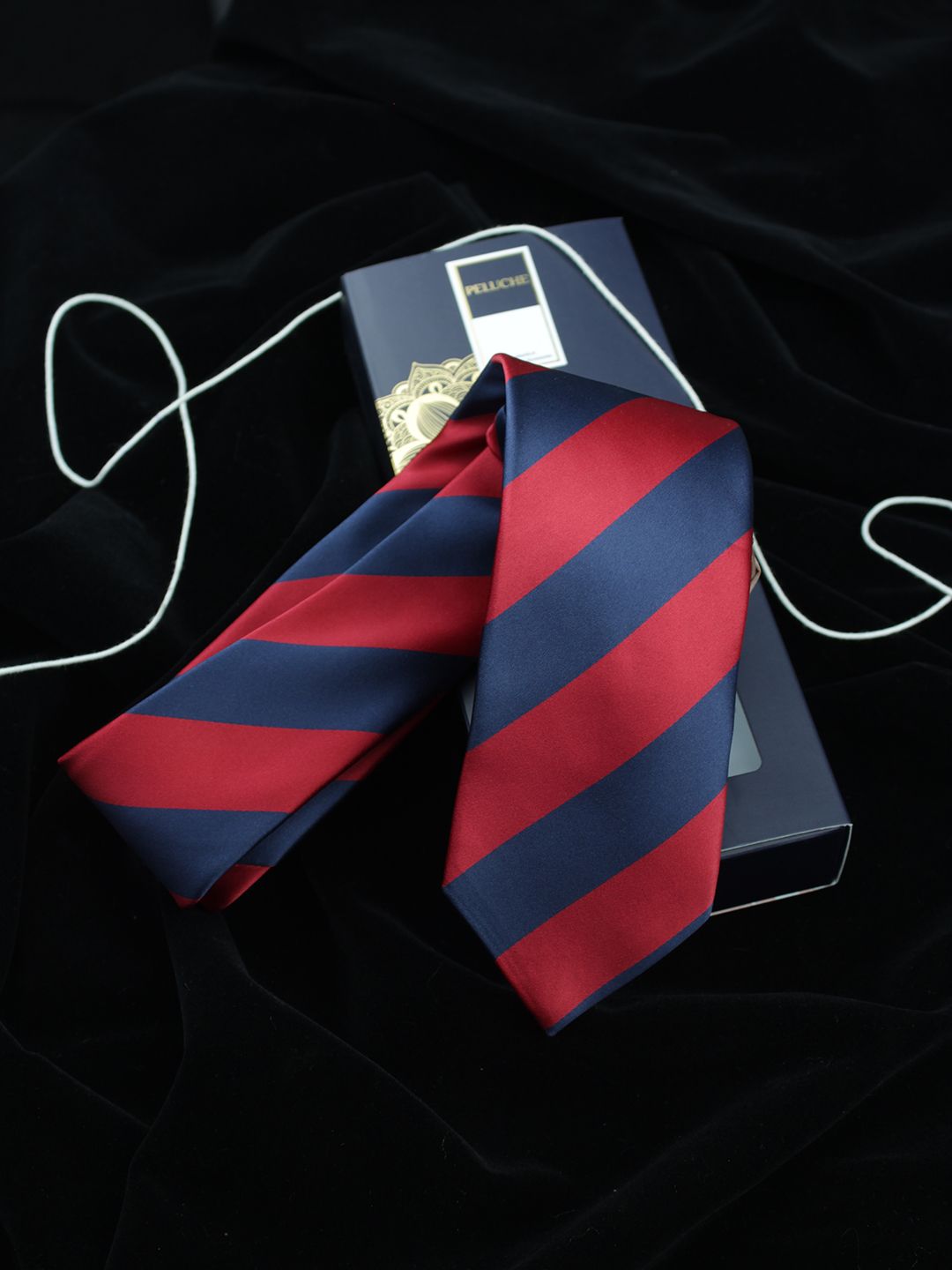 PELUCHE Men Red & Blue Striped Broad Tie-picture-25