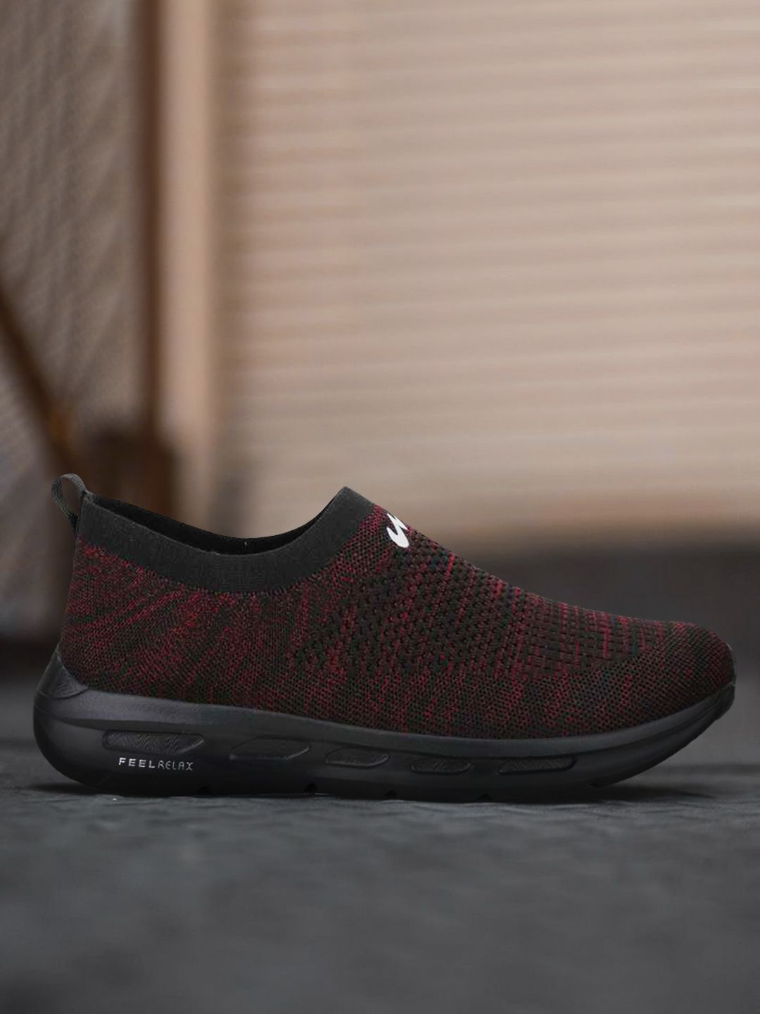 Campus Men Red Mesh Walking Shoes-picture-26