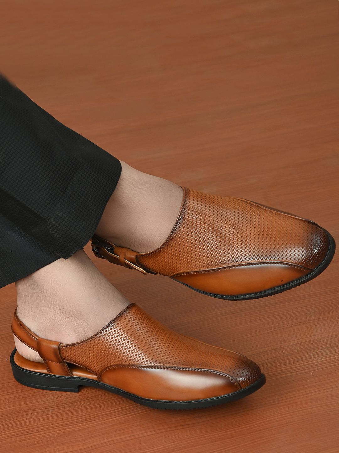 Fentacia Men Tan Brown Shoe-Style Sandals-image-5