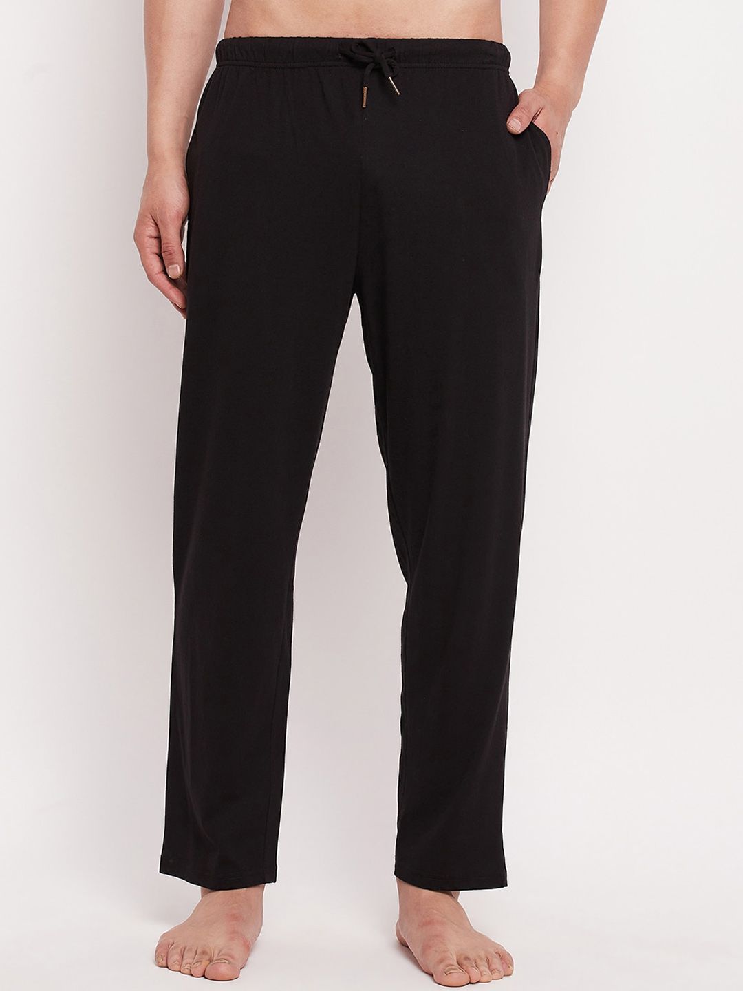 Hypernation Men Black Solid Cotton Lounge Pants-picture-32