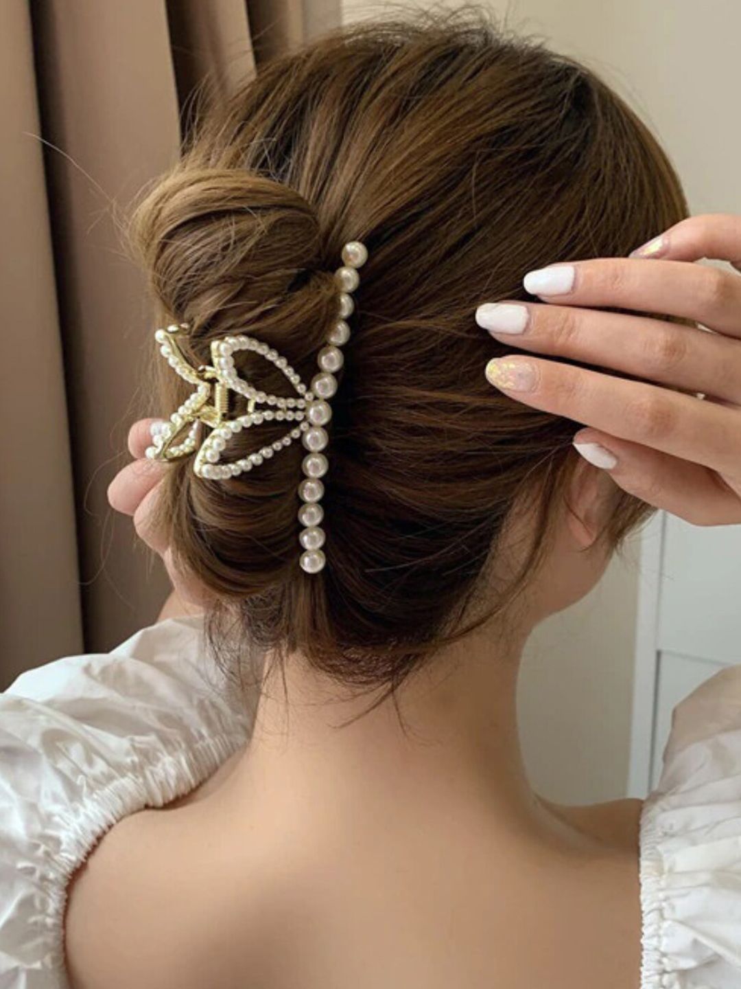 OOMPH Women Gold-Toned & White Pearls Embellished Claw Clip-picture-12