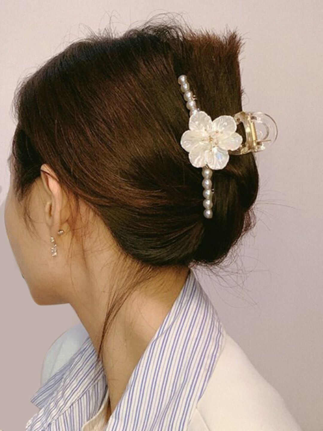 OOMPH Women White & Gold-Toned Embellished Claw Clip-image-28