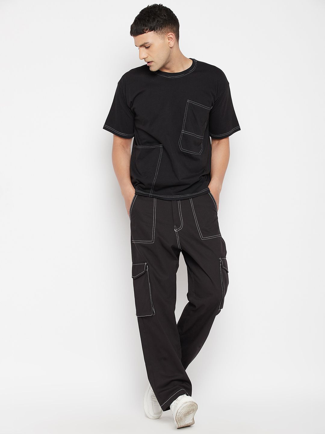 Buy FUGAZEE Men Black Relaxed Loose Fit Cargos Trousers - Trousers