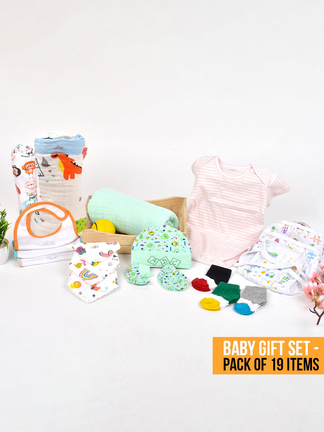 Moms Home Kids Multicoloured Baby Apparel Gift Set-image-9