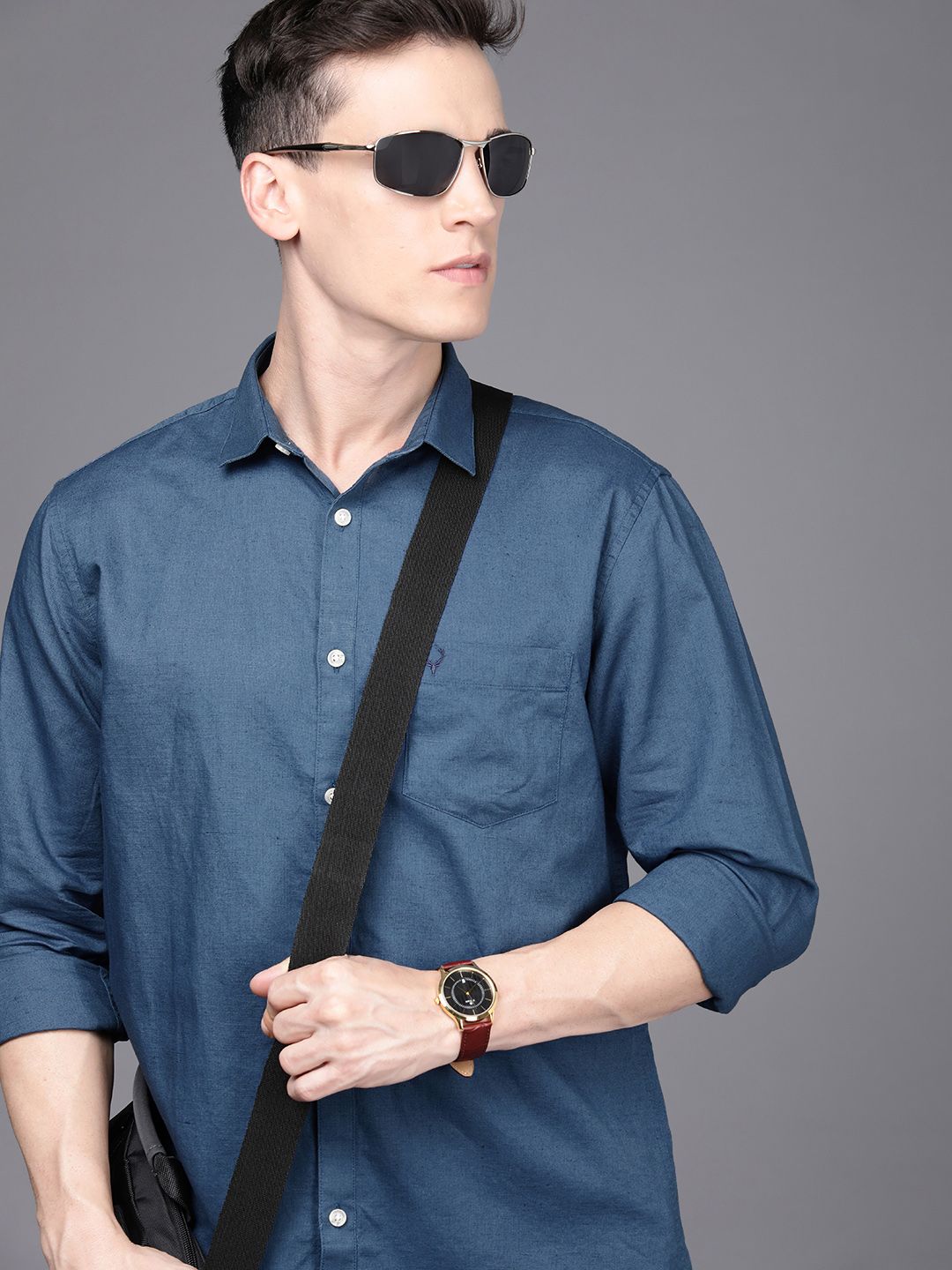 Allen Solly Men Blue Solid REgular Fit Casual Shirt