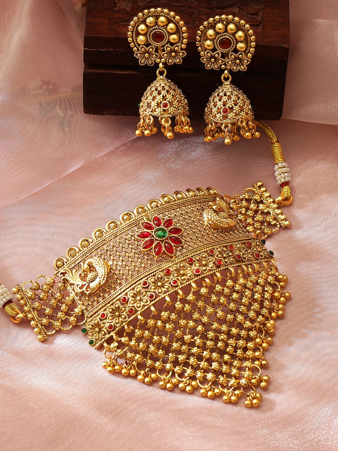 Rubans Women Gold-Plated Stone Studded Jewellery Set