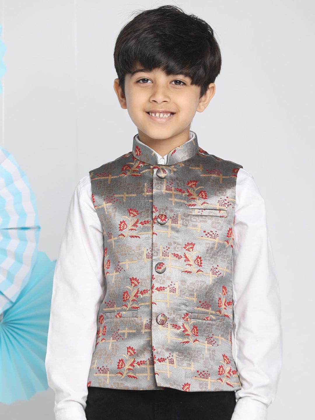 VASTRAMAY Boys Grey & Red Printed Woven Nehru Jackets-picture-10