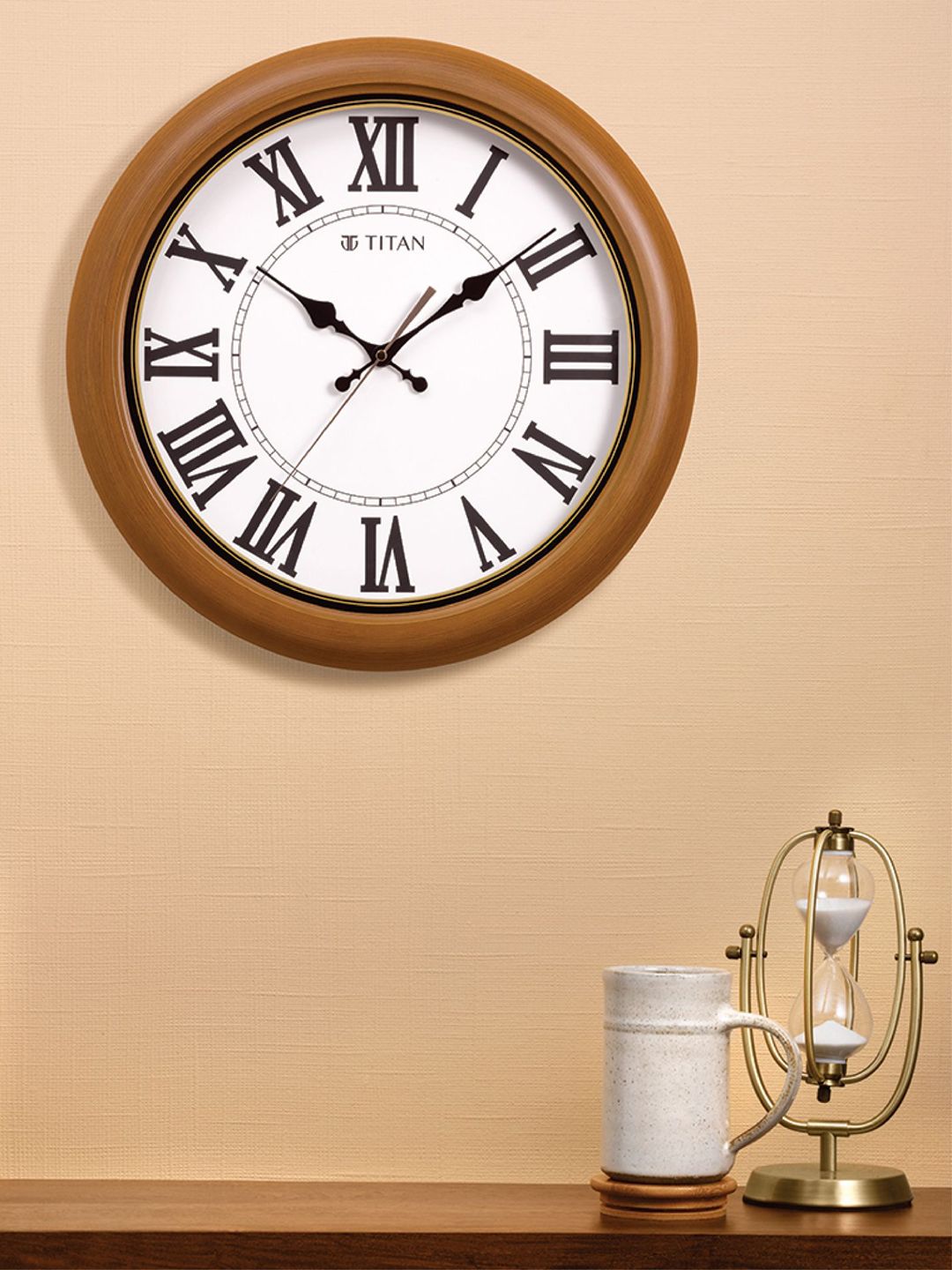 Titan Brown & White Printed Contemporary 42 cm Wall Clock-image-39