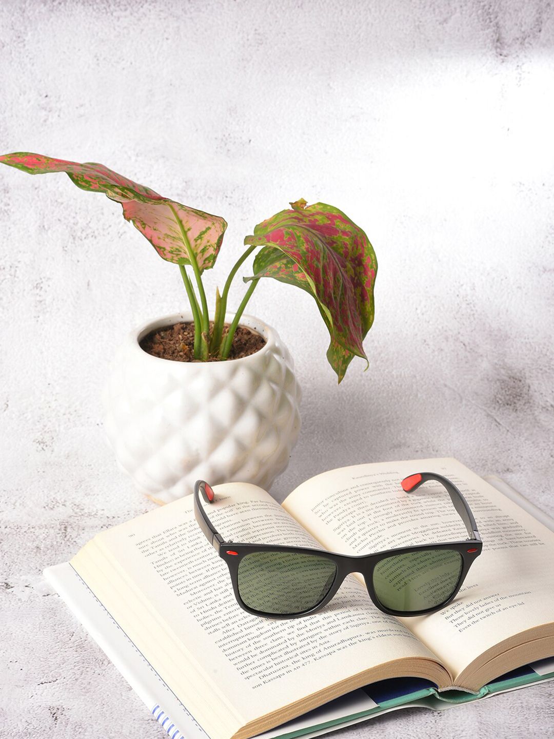 HAUTE SAUCE by Campus Sutra Women Black Lens & Black Butterfly Sunglass SS22_HSSG1076-image-23