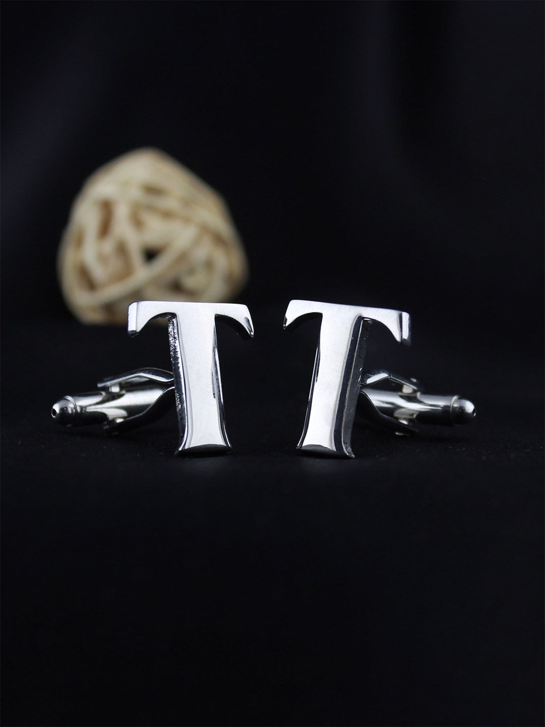 PELUCHE Silver-Toned Alphabet Cufflink-picture-12