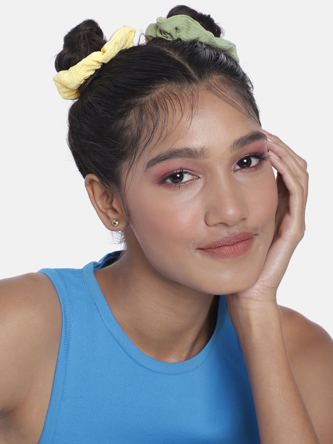 DressBerry Women Set of 2 Self Design Scrunchies-image-3
