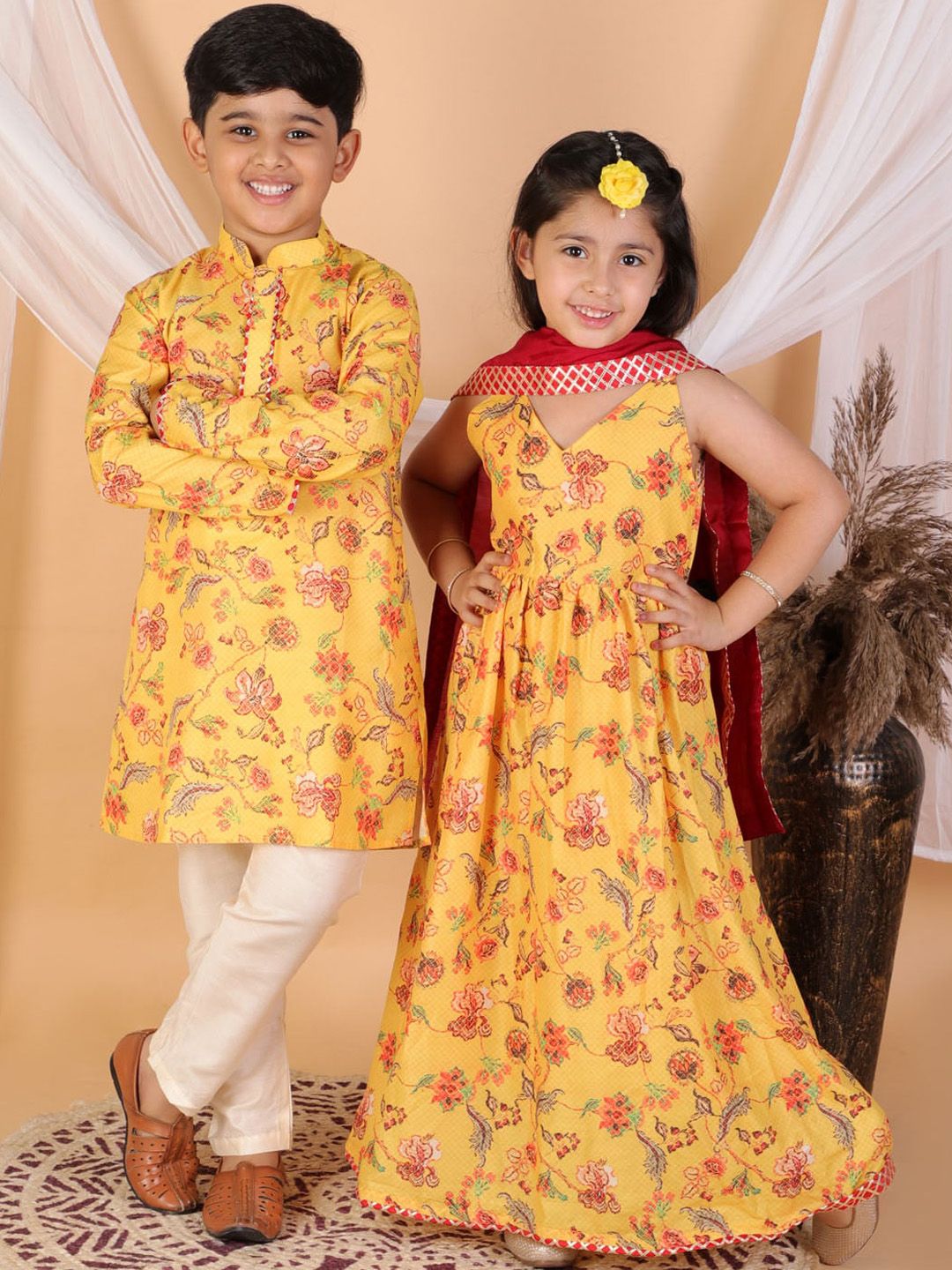 VASTRAMAY Boys Mustard Yellow Floral Printed Kurta with Pyjamas