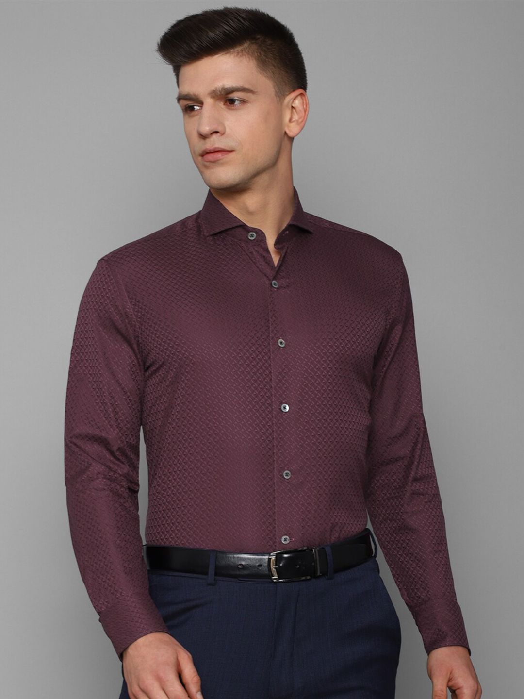 Luxure by Louis Philippe Men Maroon Slim Fit Formal Textured Shirt-picture-32