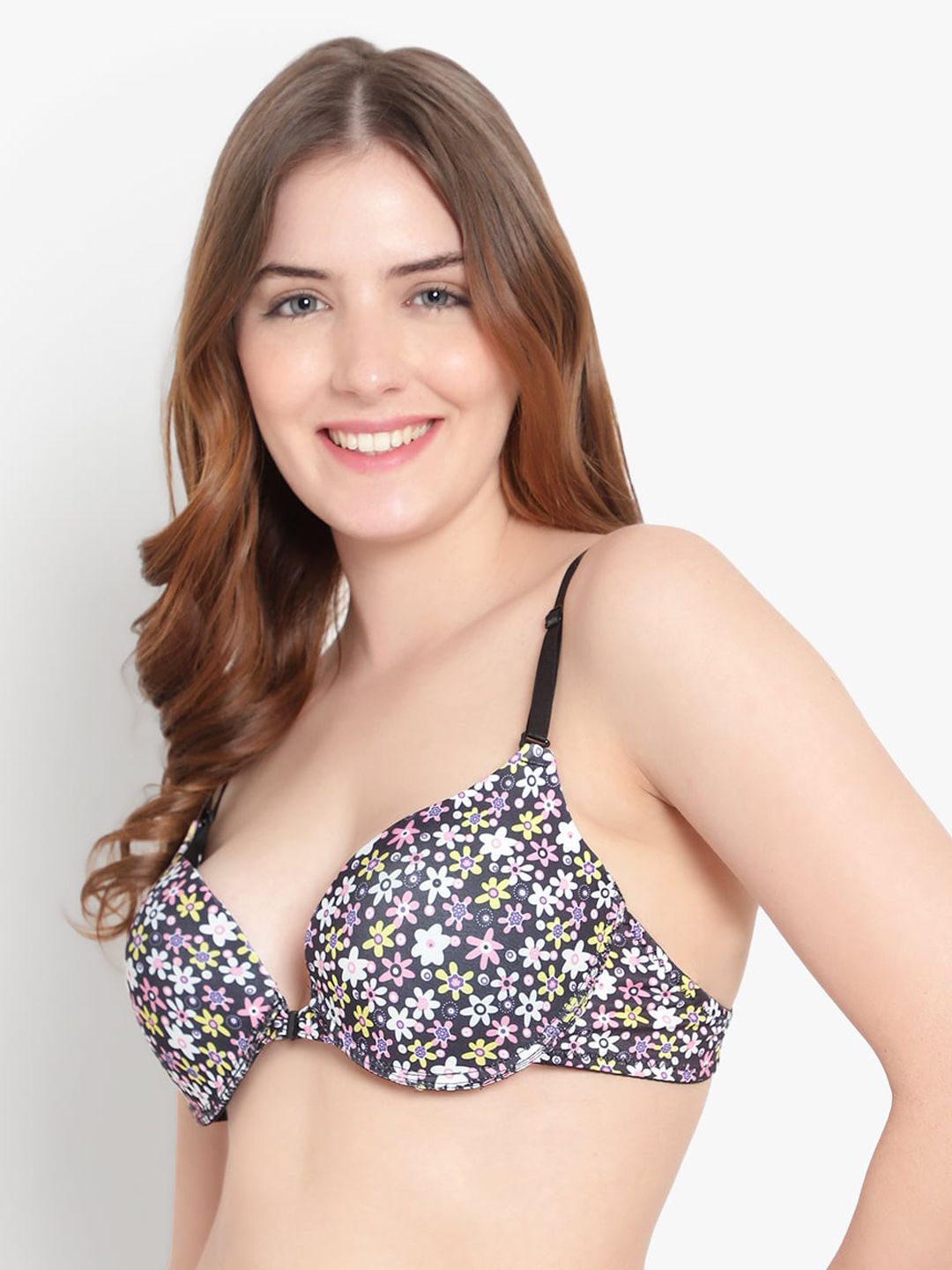 Buy Nykd By Nykaa Sports Bra with Brand Print at Redfynd
