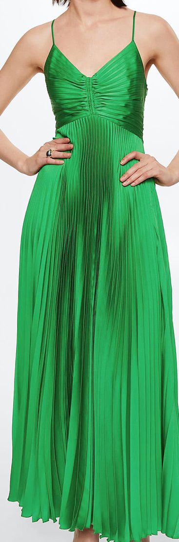 Buy MANGO Green Solid Ruched Accordion Pleated Styled Back Maxi Dress -  Dresses for Women 19101134 | Myntra